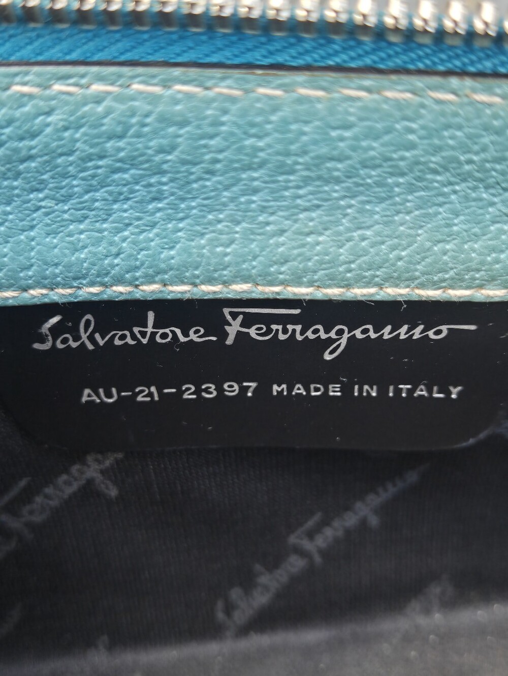 Salvatore Ferragamo Vintage Mini Bag - Picture 16 of 16